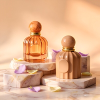 Flacon de parfum en verre cylindrique vide de luxe personnalisé 100 ml, rechargeable en gros avec bouchon magnétique, pulvérisateur à pompe, diffuseur à bâtonnets