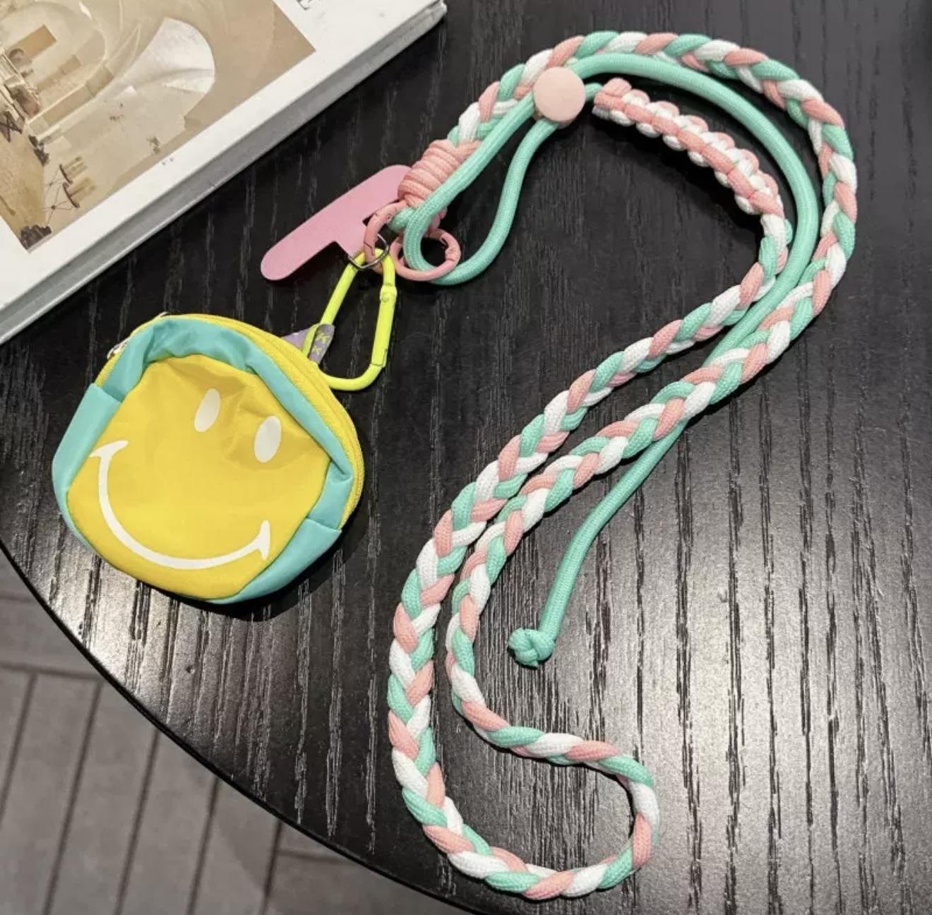 [Smiley Coin Purse] + Hanging Film