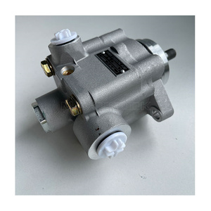 Bomba servo para camión MAXTRUCK 1332653 10571437 10571430 10571297 1421628 1457711 bomba de dirección asistida para autobús SC 4-Serie - Product Image 1