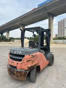 TCM 8fd50 5 Ton Triple Mast Used <b>Forklift</b> with Lead-Acid Battery 1500mm Fork Length & 200mm Fork Width - Product Image 2
