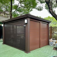 Fenêtre panoramique à double ou triple vitrage avec stores occultants, isolation thermique et acoustique, persiennes en aluminium pour villa