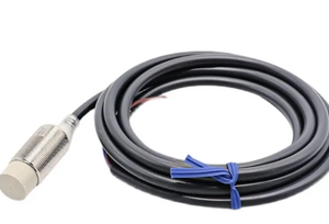 وحدة تحكم منطقية قابلة للبرمجة جديدة E2E-X7D2-M1-Z - Product Image 2