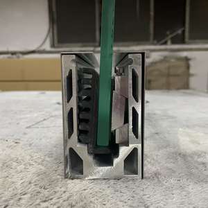 <span class=keywords><strong>Balustrade</strong></span> en verre et aluminium en forme <span class=keywords><strong>de</strong></span> U pour balcon intérieur - Product Image 6