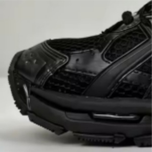 Vente directe d'usine, chaussures de sport respirantes à semelle épaisse pour hommes, design luxueux, chaussures de marche décontractées tendance 3.0 LED - Product Image 3