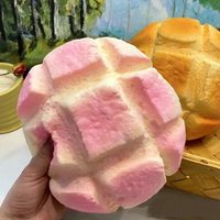 Jouet Squishy Extra Large en PU à Rebond Lent, en Forme de Boule d'Ananas, Gâteau Réaliste, Fausse Gourmandise, Anti-Stress et de Décompression