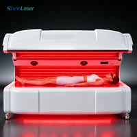 Lit de thérapie par lumière rouge multi-longueurs d'onde CELIORA, photobiomodulation pour les cliniques de longévité et les centres de bien-être