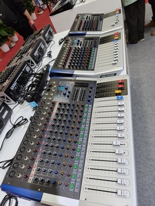 มิกเซอร์เพาเวอร์แอมป์ KV Professional 6 8 12 แชนแนล กำลังขับ 500 วัตต์ x 2 พร้อม MP3 บลูทูธ สำหรับการแสดงบนเวที - Product Image 4