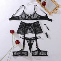 Ensemble de lingerie de luxe 3 pièces en dentelle exotique, soutien-gorge, culotte et jarretelles, sexy, transparent, élégant, brodé, en toile fantaisie, pour femme 1670