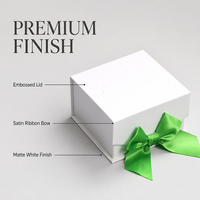 Boîte cadeau rigide blanche avec ruban en satin vert lime et nœud, emballage en papier de luxe gaufré, OEM, marque privée, vente en gros, logo personnalisé