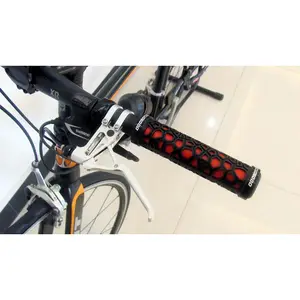 2022 Wholesale Anti-slip MTB 22.2mm Handlebar Bicycle Grips Lock On