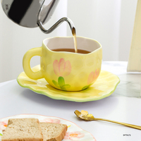 Tasse en céramique personnalisée ins fait à la main irrégulière 10oz tasse à café et soucoupe thé de l'après-midi tasse en grès tasse en céramique