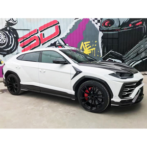 Nouveau kit carrosserie avant en fibre de carbone avec feux antibrouillard, pare-chocs avant et aileron arrière pour Urus - Installation par visage à visser - Product Image 3