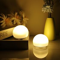 Veilleuse LED rectangulaire portable contemporaine avec minuterie, lumière chaude sans fil pour chevet, ambiance et sommeil, idéale comme cadeau