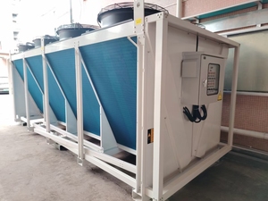Raffreddatore e Condensatore Adiabatico con Ventola Assiale, Protezione IP54, per Sistemi di Dissipazione del Calore in Data Center e Centrali Elettriche - Product Image 4