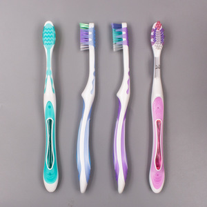 Cepillo de dientes para adultos, cerdas medianas, tira de masaje de nylon para encías, uso doméstico, 17.12g - Product Image 2