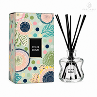 Diffuseur de parfum en verre personnalisé Firdaus, bouteille de parfum d'intérieur à étiquette privée, fabricant OEM ODM avec emballage personnalisé