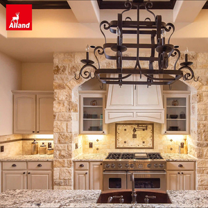 Ensemble d'armoires de cuisine Alland Building Materials, style classique du vieux monde, blanc, avec plans de travail en granit. - Product Image 3