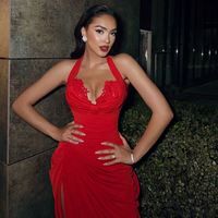 Nouvelle Robe Longue Maxi Moulante Femme 2026, Design Sexy Rouge avec Dentelle, Bretelles et Découpes, Effet Amincissant