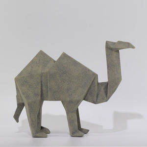 تمثال سيراميك جمل حيوان حديث مع شكل ماسي لهجة زخرفية أنيقة لديكور المنزل العصري والأنيق - Product Image 3