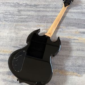 Guitarra Eléctrica <span class=keywords><strong>Odin</strong></span> Zakk de Alta Calidad con Cuerpo de Caoba, Diapasón de Palisandro, Estilo Anillo Negro y Verde, con Pastillas Doradas - Product Image 6