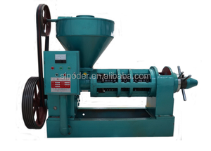 Presse à <span class=keywords><strong>huile</strong></span> automatique personnalisable pour l'extraction <span class=keywords><strong>d</strong></span>'<span class=keywords><strong>huile</strong></span> <span class=keywords><strong>de</strong></span> noix <span class=keywords><strong>de</strong></span> coco et <span class=keywords><strong>d</strong></span>'<span class=keywords><strong>huile</strong></span> <span class=keywords><strong>de</strong></span> tournesol à froid - Product Image 4