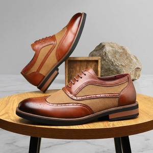รองเท้าลำลองผู้ชายสไตล์วินเทจอังกฤษแบบ Brogue แต่งผ้าปะต่อสีสันสดใส ไซส์ใหญ่ กำลังฮิตในปี 2026 - Product Image 1