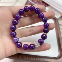 Bracelet en fer avec zircon et améthyste violette, design minimaliste carré porte-bonheur pour femme, idéal comme cadeau pour petite amie