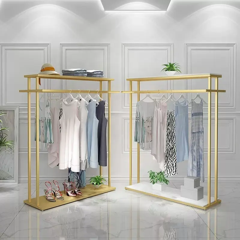 Стойка-витрина для магазина одежды золотого цвета для мужчин и женщин