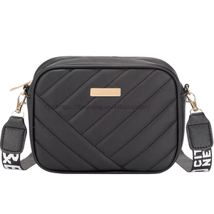 Wholesale Promotional Rolling Strip <b>Camera</b> <b>Bags</b> Custom Women's New Shoulder Mobile Phone <b>Bag</b> PU Mini Makeup <b>Bag</b> for Ladi Tanjing - Product Image 1