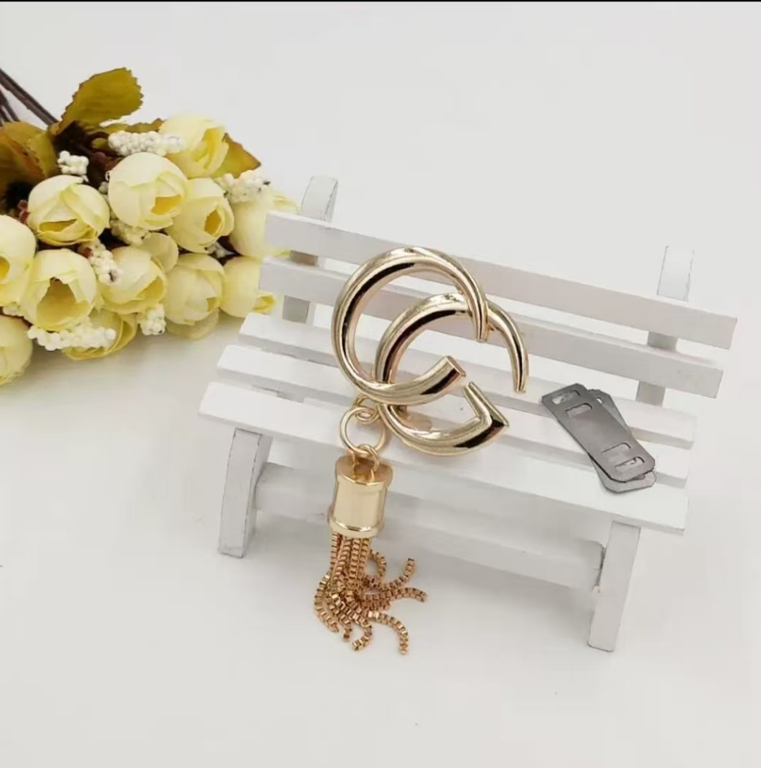 07.Tassel decoration