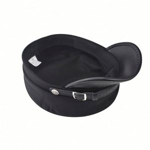 หมวกเบเร่ต์แฟชั่นใหม่ปี 2026 สำหรับผู้หญิง สไตล์เรโทร ตกแต่งหัวเข็มขัดโลหะ ขอบหมวกทำจากหนัง PU เหมาะสำหรับฤดูหนาว - Product Image 5