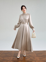 Chemise à manches longues en satin de qualité supérieure en tissu acétate teinté blanc clair, col montant décontracté, robe de costume pour femmes, biais à 45 degrés