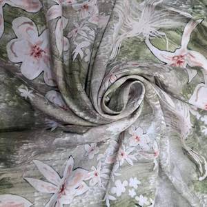 Tissu imprimé directement sur le vêtement en coton et nylon, largeur 148 cm, motif floral à base végétale pour vêtements et textiles de maison - Product Image 3