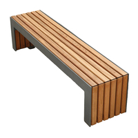 Muebles de exterior Mesa de café Base de metal y asiento de madera maciza Banco Mesa de picnic Banco de mesa para área abierta comercial