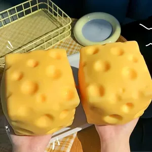 Juguete Gigante de Queso para Apretar, Tamañ<span class=keywords><strong>o</strong></span> Extra Grande, Juguete Sensorial de Queso, Bola de Ventilación Moldeable de Rebote Lento para Adultos, Regalos - Product Image 2