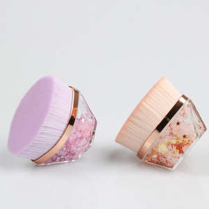 Brocha de Maquillaje Profesional HQ, Nueva, con Mango Brillante, Portátil, para Base Líquida, Tipo Kabuki - Product Image 1