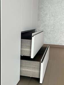 Armario de madera de estilo italiano de gama alta para muebles de dormitorio personalizados, producción en masa para villas familiares - Product Image 5