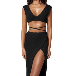 Nouvel ensemble deux pièces d'été pour femme : Blouse bikini en mousseline ajourée, petit <span class=keywords><strong>gilet</strong></span> et longue jupe, avec <span class=keywords><strong>dentelle</strong></span> croisée, idéal pour la <span class=keywords><strong>plage</strong></span> et la protection solaire - Product Image 4
