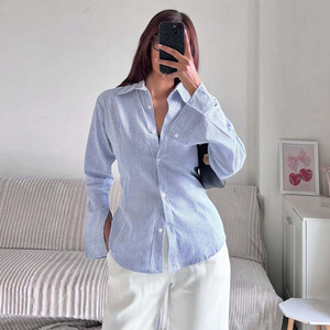 Camicetta da donna CJ-Women <span class=keywords><strong>a</strong></span> <span class=keywords><strong>righe</strong></span> <span class=keywords><strong>blu</strong></span> <span class=keywords><strong>e</strong></span> bianche con cintura in vita, maniche lunghe, vestibilità slim - Product Image 3