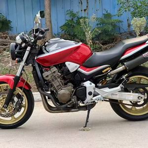 Motos d'occasion vendues directement du fabricant avec un moteur quatre cylindres 16 soupapes comparable aux motos neuves - Product Image 5