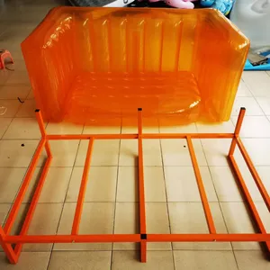 Sofa tantra tiup pvc modern luar ruangan, sarung kursi dan sofa dengan set pompa, tempat tidur panjang di sudut nilon otomatis merah muda