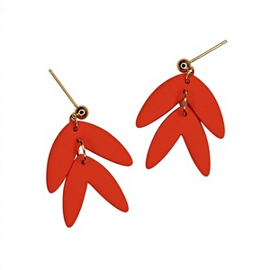 Nouvelles Boucles d'Oreilles Créoles Vintage pour Femme, Style Design en Résine Plaqué Or, Bijoux Tendance et Mode aux Couleurs Noir, Beige, Rouge, Vert - Product Image 2