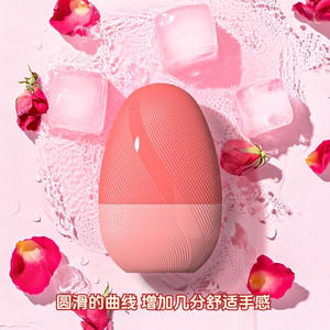 Gran oferta, molde <span class=keywords><strong>de</strong></span> hielo con forma <span class=keywords><strong>de</strong></span> huevo Multicolor, rodillo <span class=keywords><strong>de</strong></span> hielo <span class=keywords><strong>de</strong></span> silicona para contornear la cara, rodillo facial <span class=keywords><strong>de</strong></span> cubo <span class=keywords><strong>de</strong></span> hielo brillante para la piel <span class=keywords><strong>de</strong></span> la cara - Product Image 2