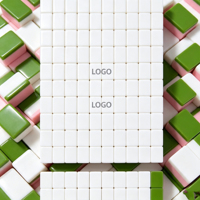 Ensemble de Mahjong américain moderne de luxe en acrylique vert olive avec des tuiles à motifs floraux et de dragons Art Déco pour le divertissement