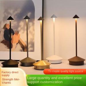 Lampe de bureau LED sans fil moderne blanche avec luminosité réglable, rechargeable, adaptée à l'éclairage de chevet et de table d'hôtel - Product Image 2