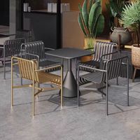 Ensemble de mobilier d'extérieur moderne en fer forgé table et chaise pour les bars magasins de thé au lait chez l'habitant stock en gros disponible