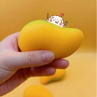 Jouet sensoriel anti-stress portable en silicone ultra-doux en forme de mini cube de tofu pour adultes
