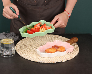 Piatti Moderni <span class=keywords><strong>per</strong></span> Feste a Forma di Albero di Natale, Vassoio Divisorio <span class=keywords><strong>per</strong></span> Snack e Salse in Porcellana Ecologica Verde, Blu e Rosa - Product Image 4