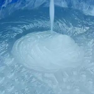 โซเดียมลอริลอีเทอร์ซัลเฟต68585-34-2 70% สารลดแรงตึงผิว SLES 28% - Product Image 5