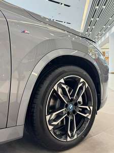 سيارة بي إم دبليو IX1 2026 X Drive 30L M <span class=keywords><strong>Sport</strong></span> مع حزمة الإصدار الليلي الكهربائية - Product Image 5